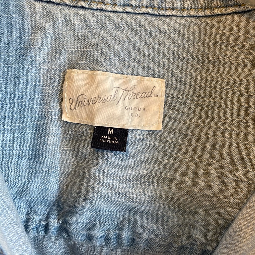 Universal Thread Denim Top - Picture 4 of 4